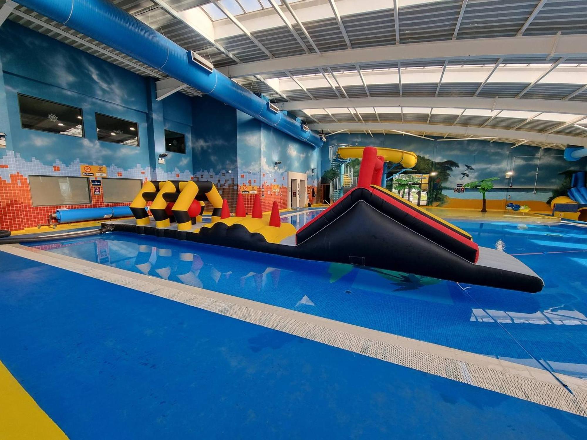 Billing Aquadrome Hotel Нортхамптън Екстериор снимка